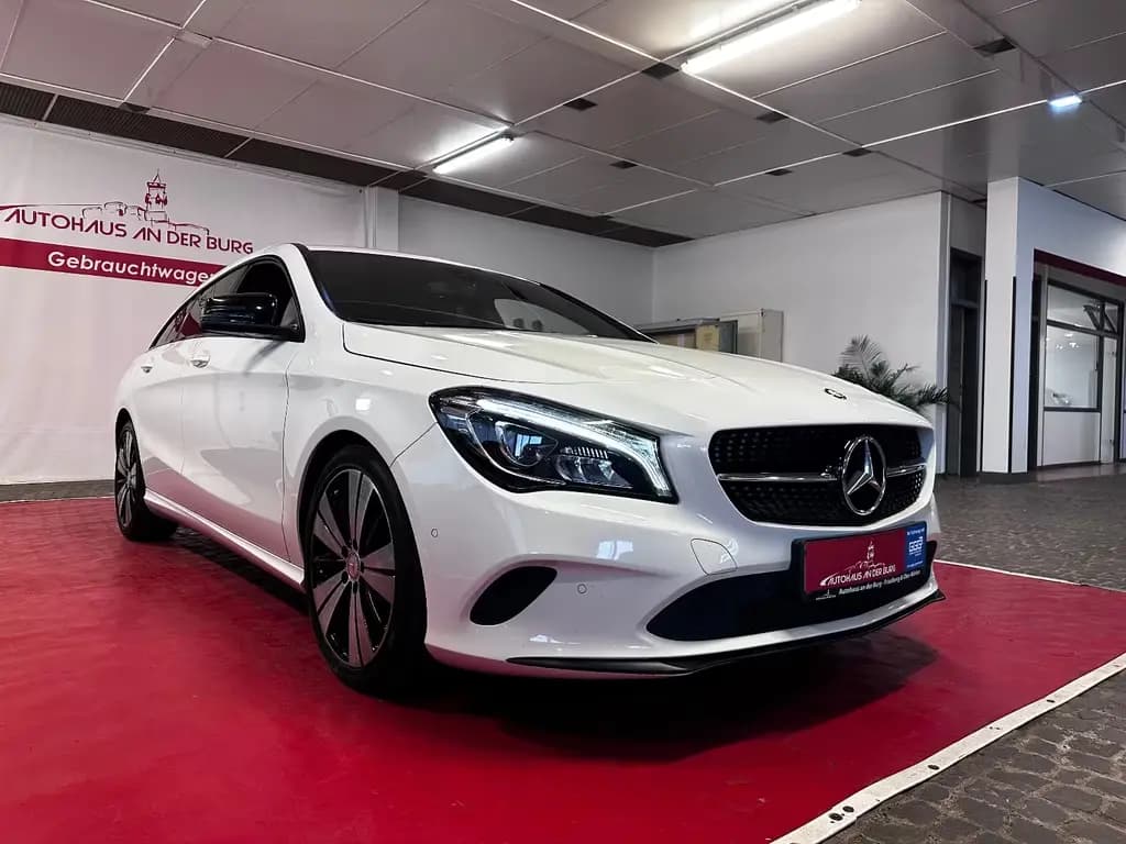 Main__Slider__Photo:Mercedes-Benz CLA 250 Shooting Brake *1.Hd.+SHgpfl.+ LED+ Navi 03/2017-0
