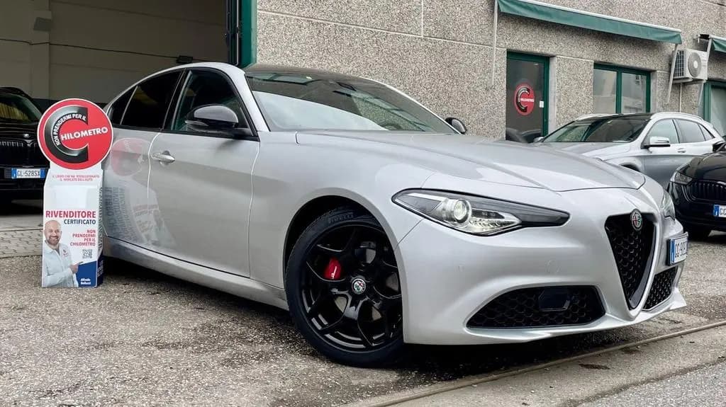 Main__Slider__Photo:Alfa Romeo Giulia ALFA ROMEO GIULIA 2.2 TURBODIESEL EXECUTIVE 190C 09/2021-0