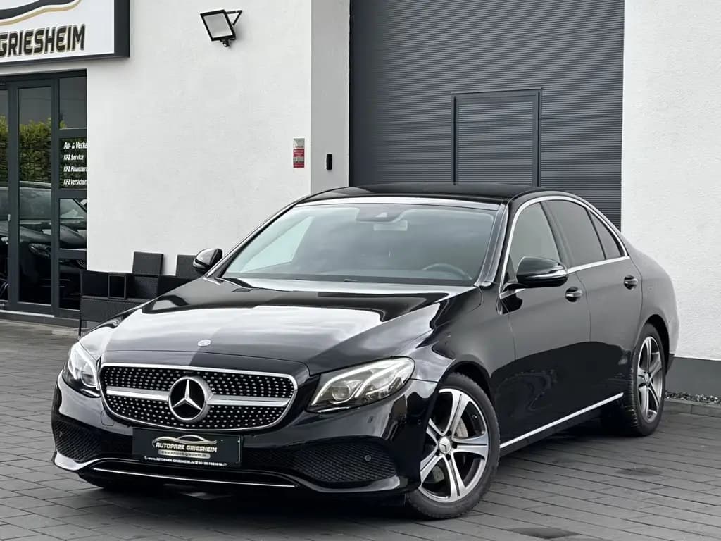 Main__Slider__Photo:Mercedes-Benz E-Class d 9G Lim*AVANTGARDE*COMAND*DI-TACHO*KAMERA 06/2016-0
