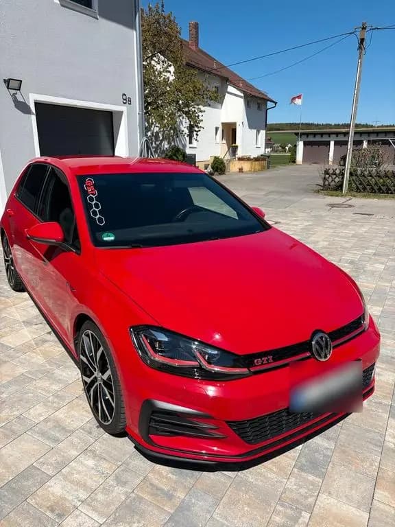 Main__Slider__Photo:Volkswagen Golf 7 GTI performance - 245 PS 07/2017-0