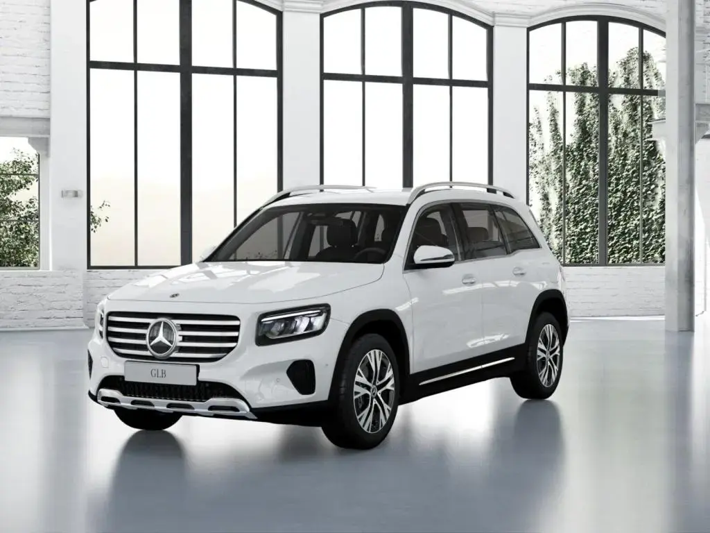 Main__Slider__Photo:Mercedes-Benz GLB 180 d Aero+Progressive+Distr+Ambiente+Cam 02/2025-1