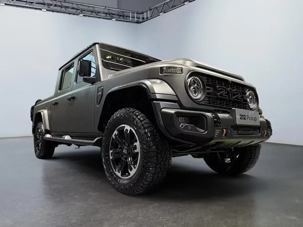 Main__Slider__Photo:BAW 212 PICKUP P01 Vollausstattung Vorlauf 140 kW... null-0