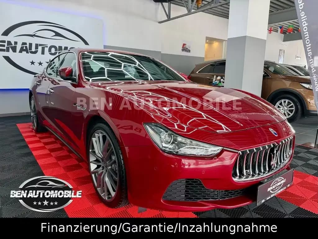 Main__Slider__Photo:Maserati Ghibli 3.0 V6 Diesel *Luxury-/*Sportpaket*LED* 09/2016-0