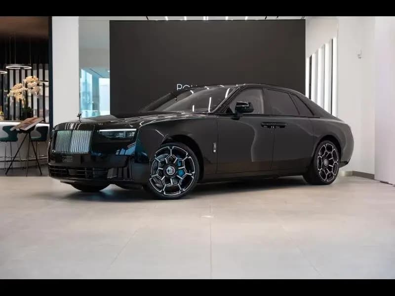 Main__Slider__Photo:Rolls-Royce Ghost Black Badge null-0
