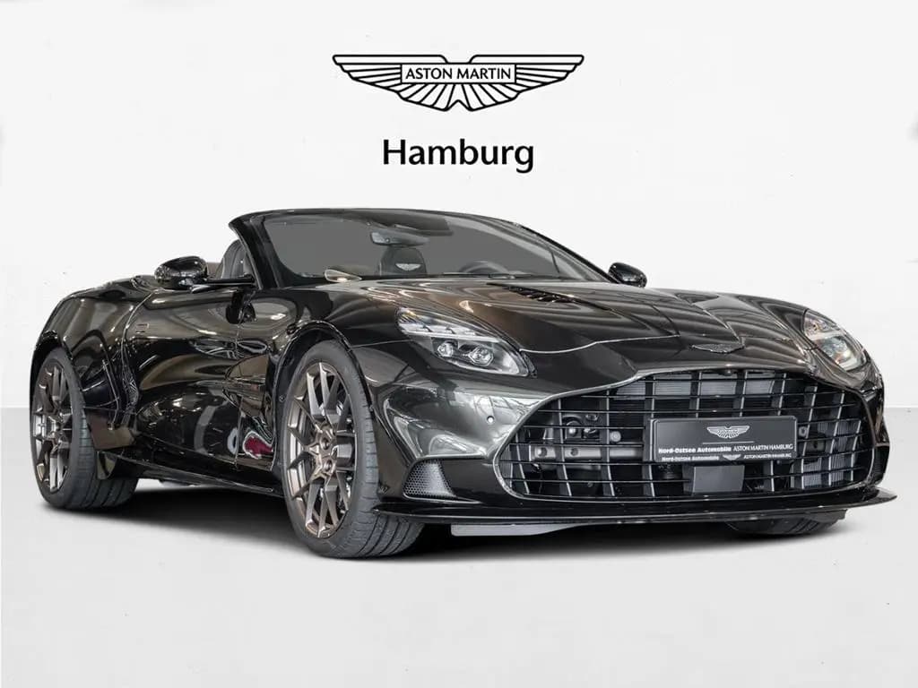 Main__Slider__Photo:Aston Martin Vanquish Volante Aston Martin Hamburg 05/2026-0