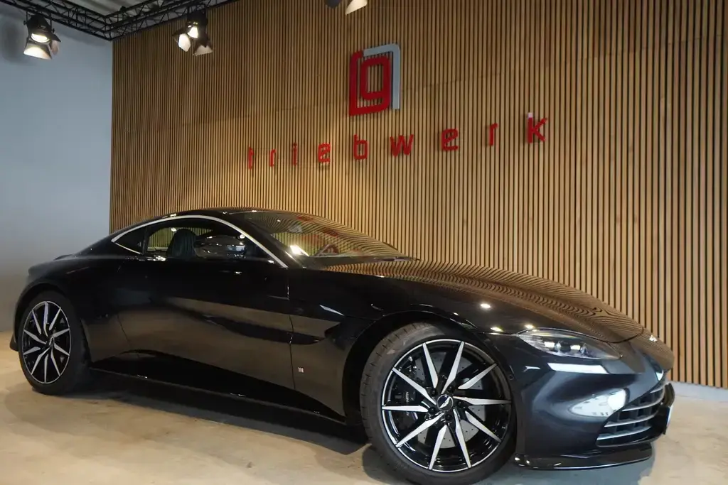 Main__Slider__Photo:Aston Martin V8 Vantage 4.0*1.Hd.*Sport-Pak*BRD*Ohne OPF 10/2020-1