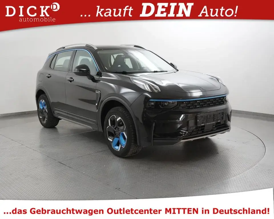 Main__Slider__Photo:Lynk&Co 01 1.5TD Aut HEV >PANO+MEMO+360+LED+SHZ+ACC+VOLL 03/2022-1