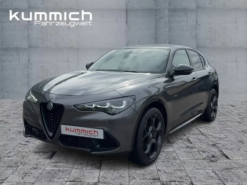 Main__Slider__Photo:Alfa Romeo Stelvio MY23 Veloce 2.0 Turbo 16V 280 PS 03/2024-0