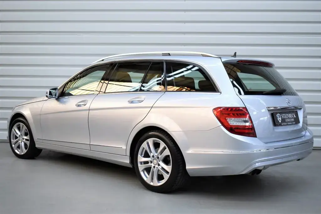 Main__Slider__Photo:Mercedes-Benz C 180 T CGI Avantgarde+Bi-Xenon+SHZ+Tempomat 04/2014-1