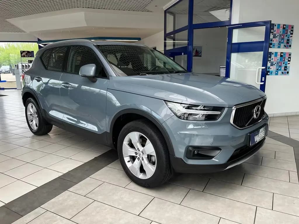 Main__Slider__Photo:Volvo XC40 T4 Momentum,Voll-LED,AHK,RKF,Navi, 03/2020-0