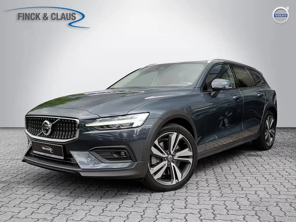 Main__Slider__Photo:Volvo V60 Cross Country B5 AWD Ultimate 05/2024-0