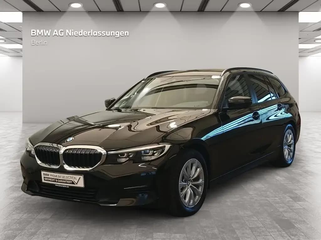 Main__Slider__Photo:BMW 320 i Touring LiveCockpitProf PDC HiFi Alarm 06/2022-0