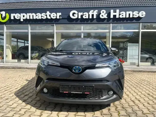 Main__Slider__Photo:Toyota C-HR Hybrid Club 09/2019-1