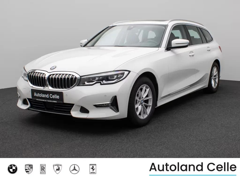 Main__Slider__Photo:BMW 3 Series d  Luxury Line Panorama Kamera DAB AHK Alarm 08/2021-0