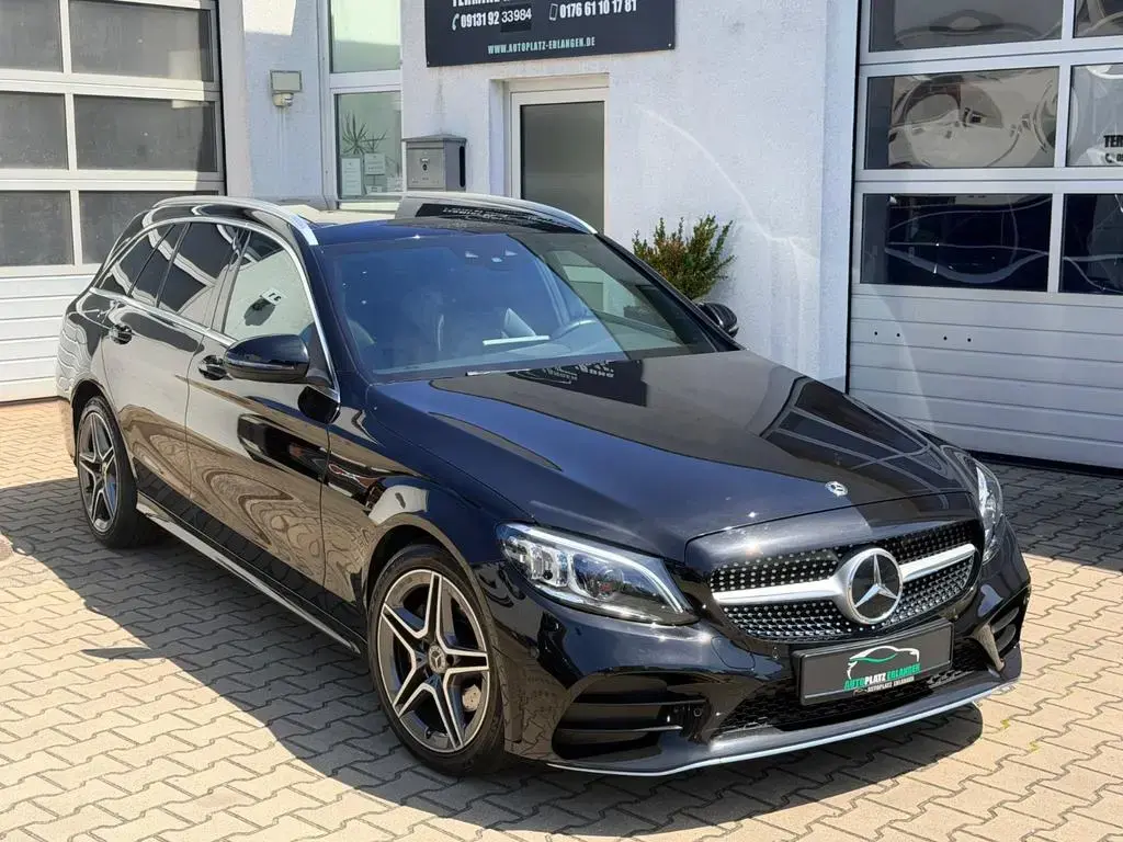 Main__Slider__Photo:Mercedes-Benz C 180 T AMG Line *AHK*PANO*LEDER* 01/2021-1