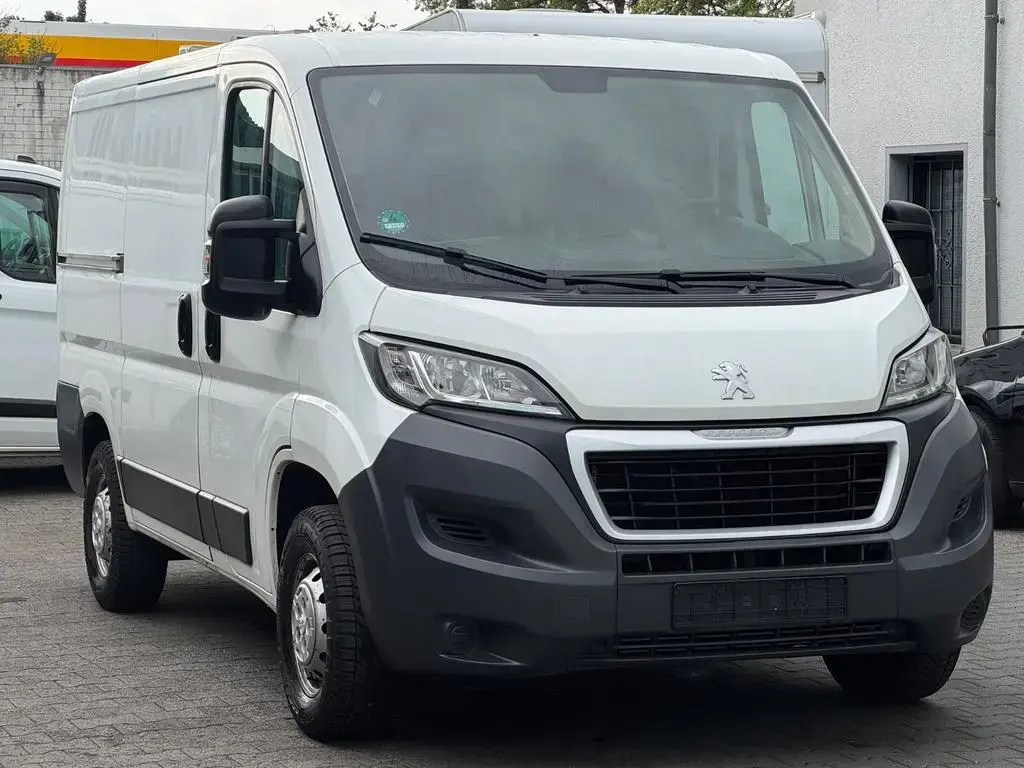 Main__Slider__Photo:Peugeot Boxer Kasten 330 L1H1 Komfort BlueHDi 110 12/2016-1