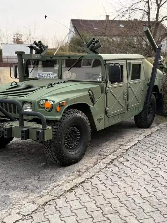 Main__Slider__Photo:Hummer Other Andere 03/1992-1
