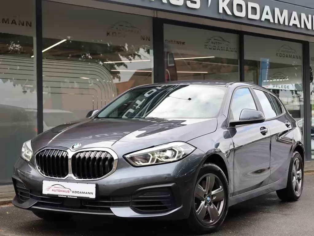 Main__Slider__Photo:BMW 118 Advantage*Tempomat*Live Cockpit*CarPlay*LED 01/2020-0