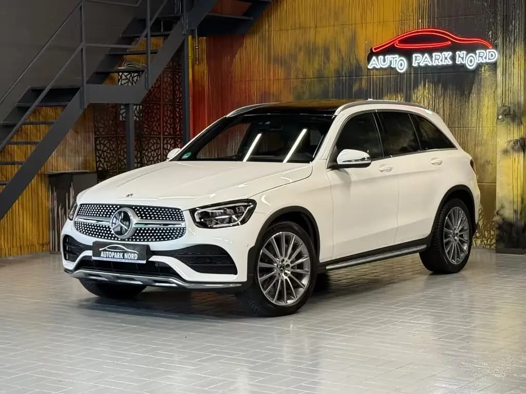 Main__Slider__Photo:Mercedes-Benz GLC-Class d 4Matic~AMG LINE~PANORAMA~LED~KAMERA~ 03/2021-0