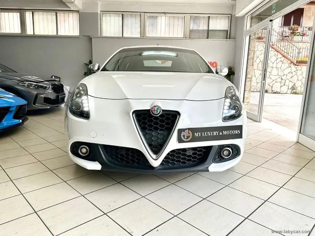 Main__Slider__Photo:Alfa Romeo Giulietta ALFA ROMEO Giulietta 1.6 JTDm 120 CV Business UN 03/2019-1
