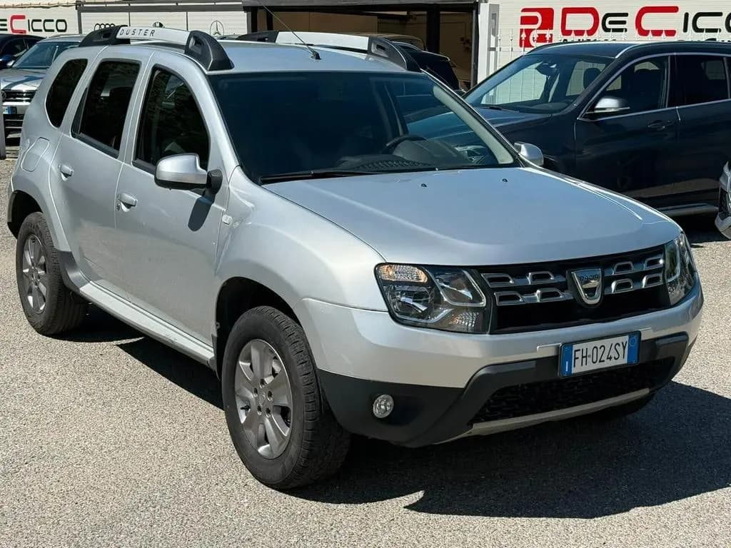 Main__Slider__Photo:Dacia Duster 1.5 dCi 110CV Start&Stop 4x2 Laurat 10/2017-0