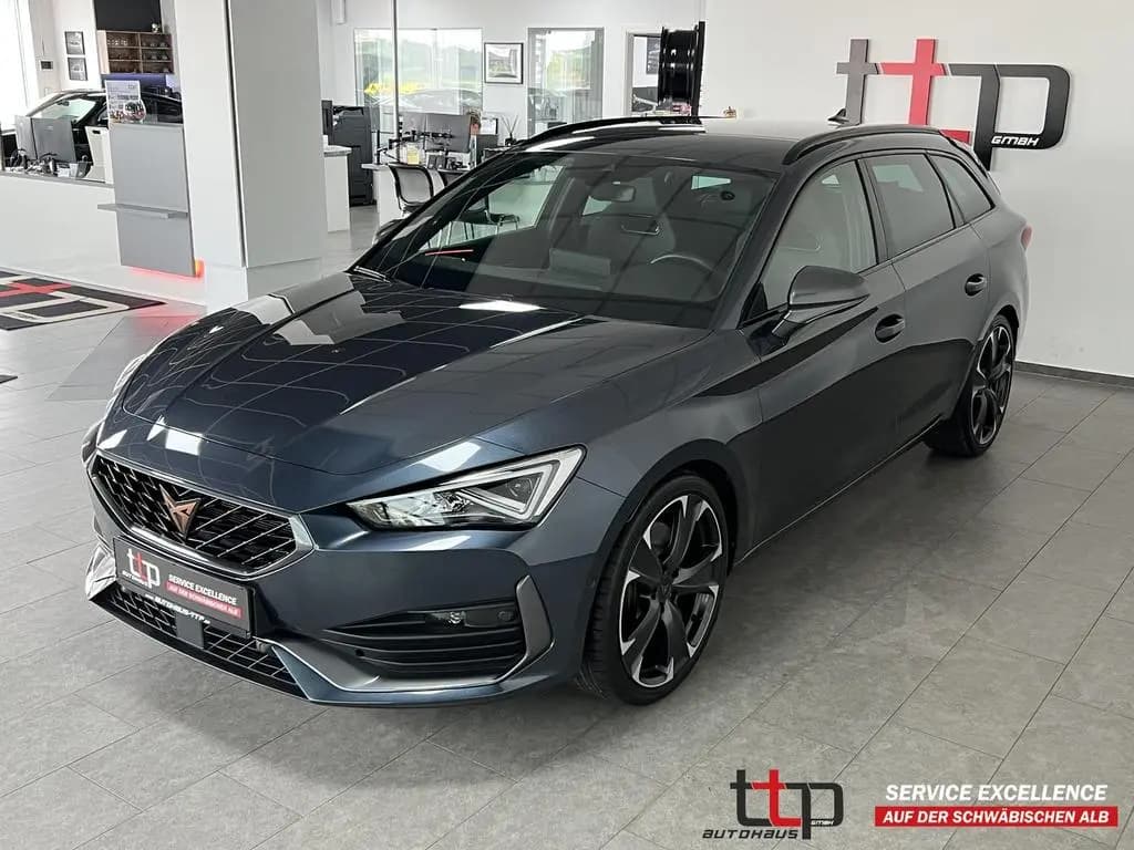 Main__Slider__Photo:Cupra Leon ST 2.0 TSI VZ AHK ACC Keyless R.Kamera 02/2024-0