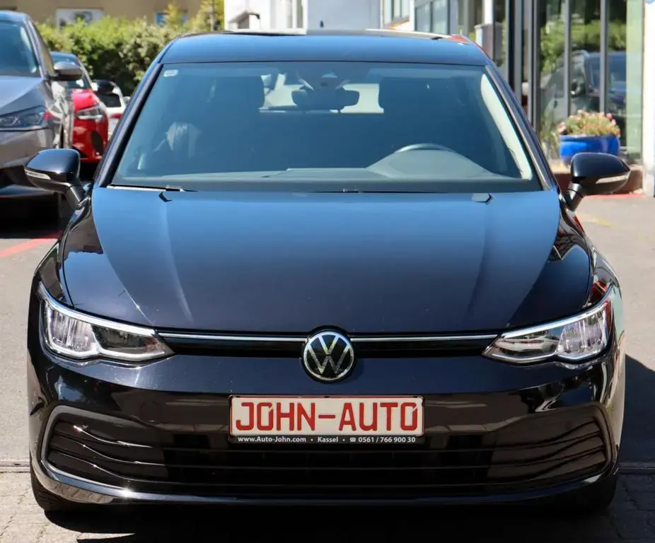 Main__Slider__Photo:Volkswagen Golf VIII Lim. United eTSI *2.Hd*LED*VCP*ALU*H&K 02/2021-1