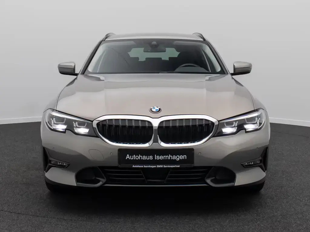 Main__Slider__Photo:BMW 3 Series d xD Sport Line H/K DAB AHK Kamera 18Zoll 02/2021-1