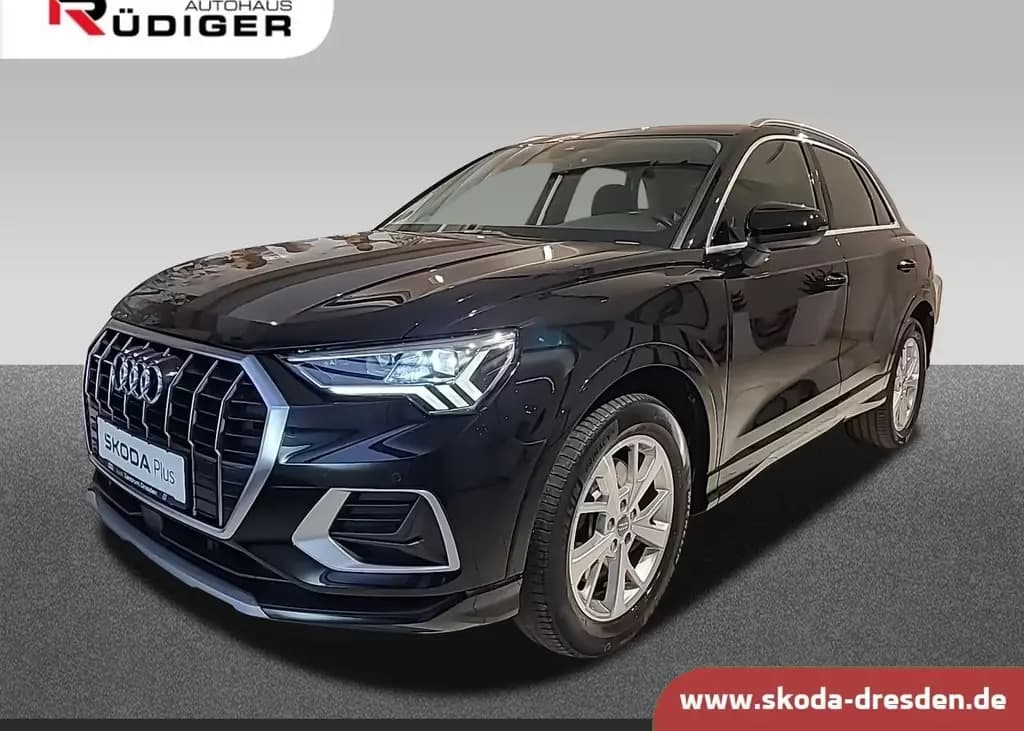 Main__Slider__Photo:Audi Q3 2.0 TFSI S-tronic DSP PDC SHZ 02/2019-0