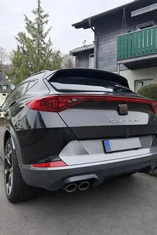 Main__Slider__Photo:Cupra Formentor 2.0 TSI 228kW VZ 4Drive DSG VZ 01/2024-1