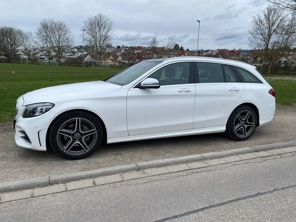 Main__Slider__Photo:Mercedes-Benz C 180 T Autom. -AMG Line 12/2020-1