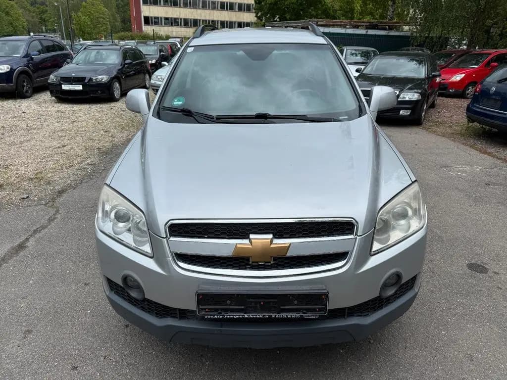 Main__Slider__Photo:Chevrolet Captiva 2.0 LT 4WD 7-Sitzer 01/2007-0