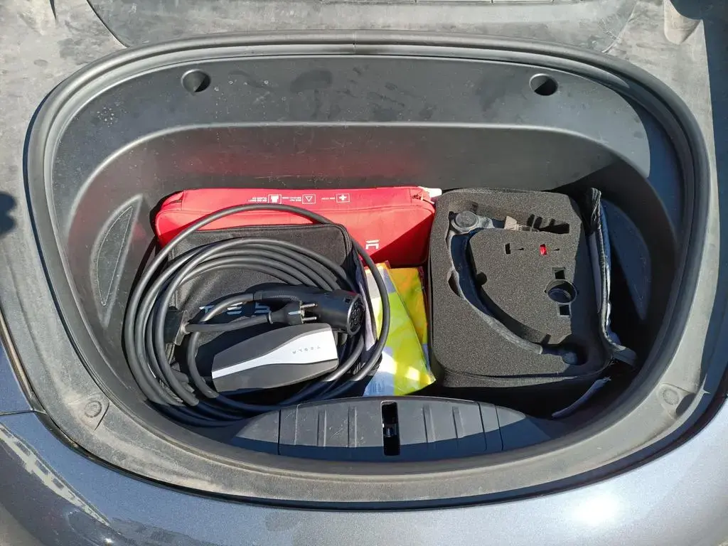 Main__Slider__Photo:Tesla Model 3 Long Range AWD*1Hd*FSD/EAP*AHK*19"*SoH93 09/2021-1