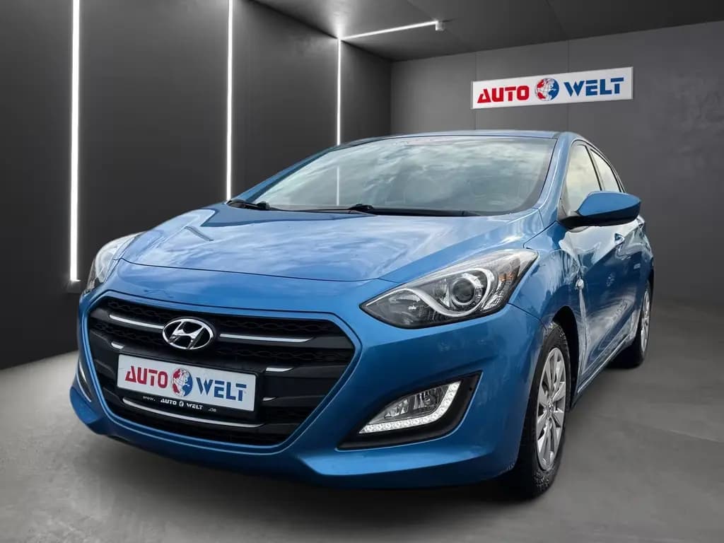 Main__Slider__Photo:Hyundai i30 1.4 Classic blue Klima USB AUX PDC 11/2015-0