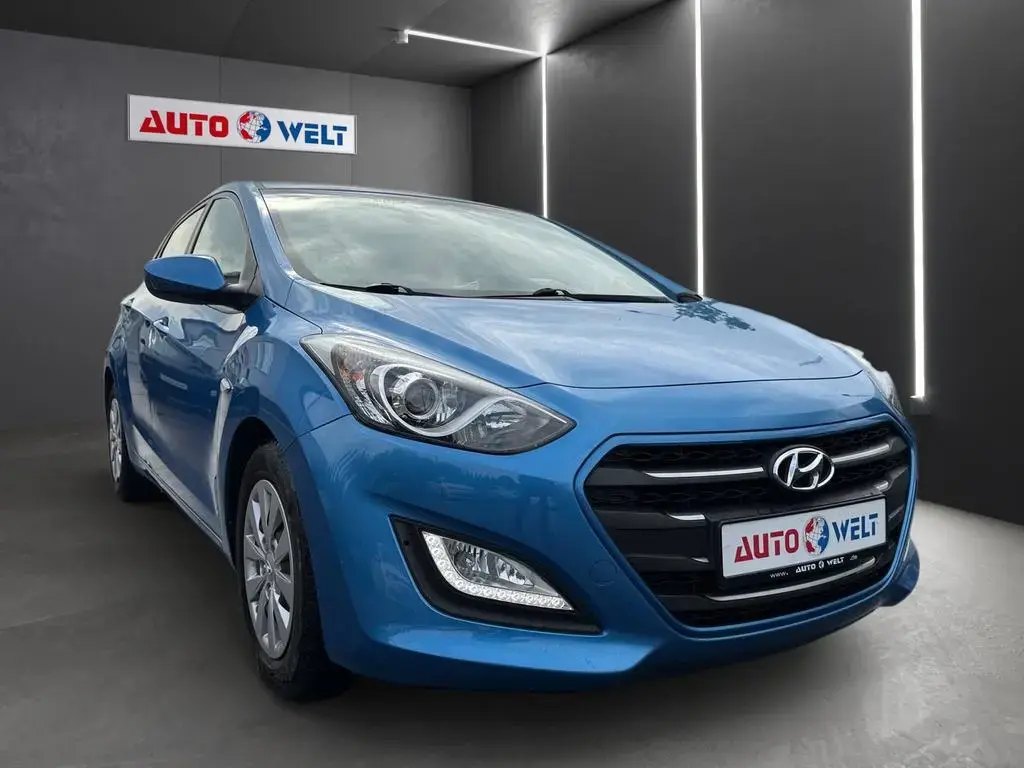 Main__Slider__Photo:Hyundai i30 1.4 Classic blue Klima USB AUX PDC 11/2015-1