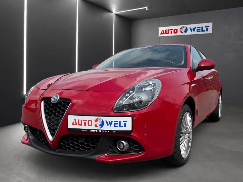 Main__Slider__Photo:Alfa Romeo Giulietta 1.4 Basis Klimaaut. Navi Tempomat PDC 10/2017-0