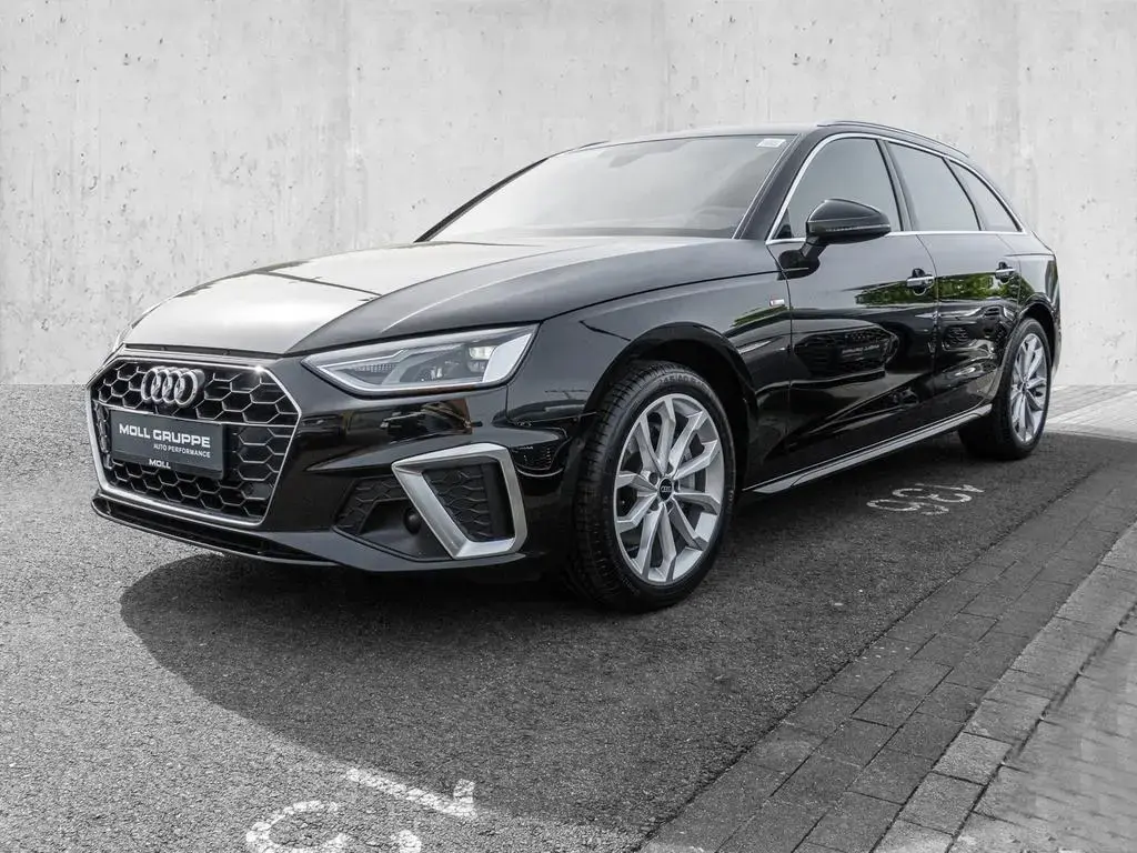 Main__Slider__Photo:Audi A4 Avant S line 40 TFSI S tronic Virtuell B&O He 04/2022-1