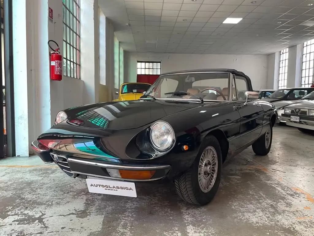 Main__Slider__Photo:Alfa Romeo Spider Duetto 2.0 Veloce "Coda Tronca" ISCRI 01/1981-0