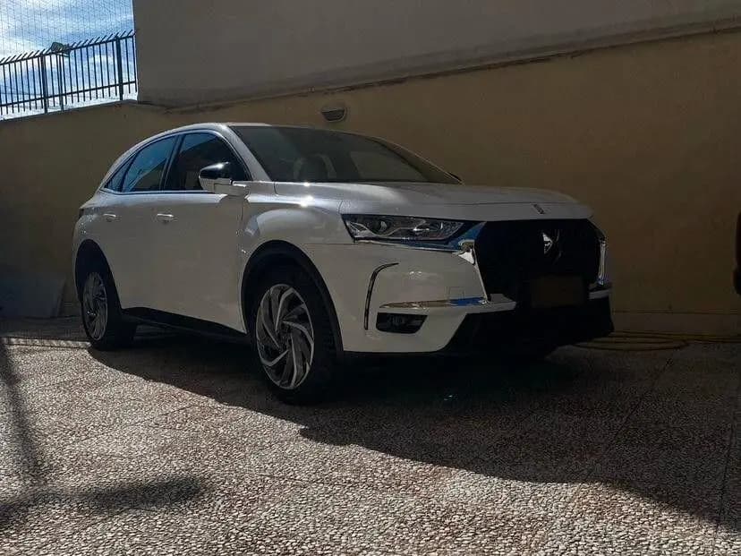 Main__Slider__Photo:DS Automobiles DS7 (Crossback) Ds DS 7 DS 7 Crossback BlueHDi 130 aut. Grand Ch 09/2020-0