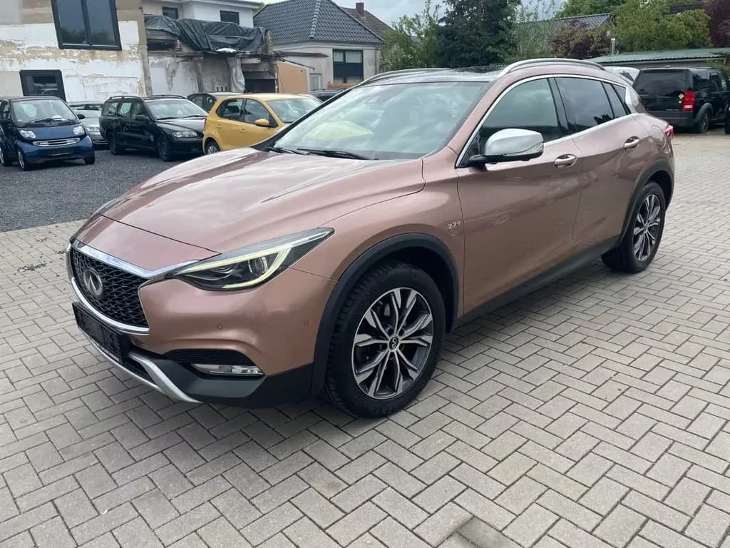 Main__Slider__Photo:Infiniti QX30 2.2d DCT AWD Premium Tech 11/2016-0