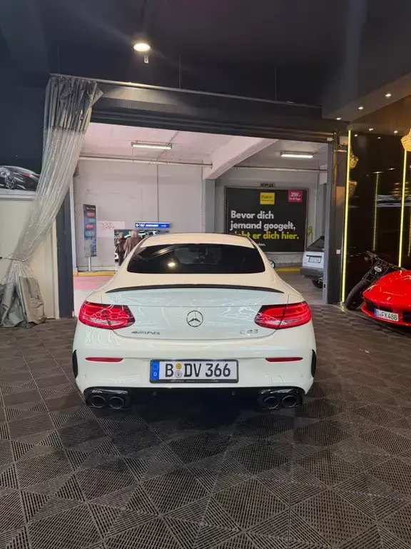 Main__Slider__Photo:Mercedes-Benz C 43 AMG Mercedes-AMG C 43 4MATIC Autom. Mer... 02/2021-1