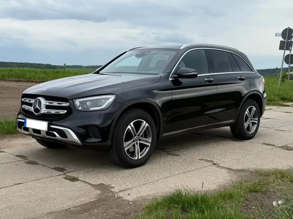 Main__Slider__Photo:Mercedes-Benz GLC 220 d 4MATIC Autom. -Pano 360° MULTIBEAM 10/2020-0
