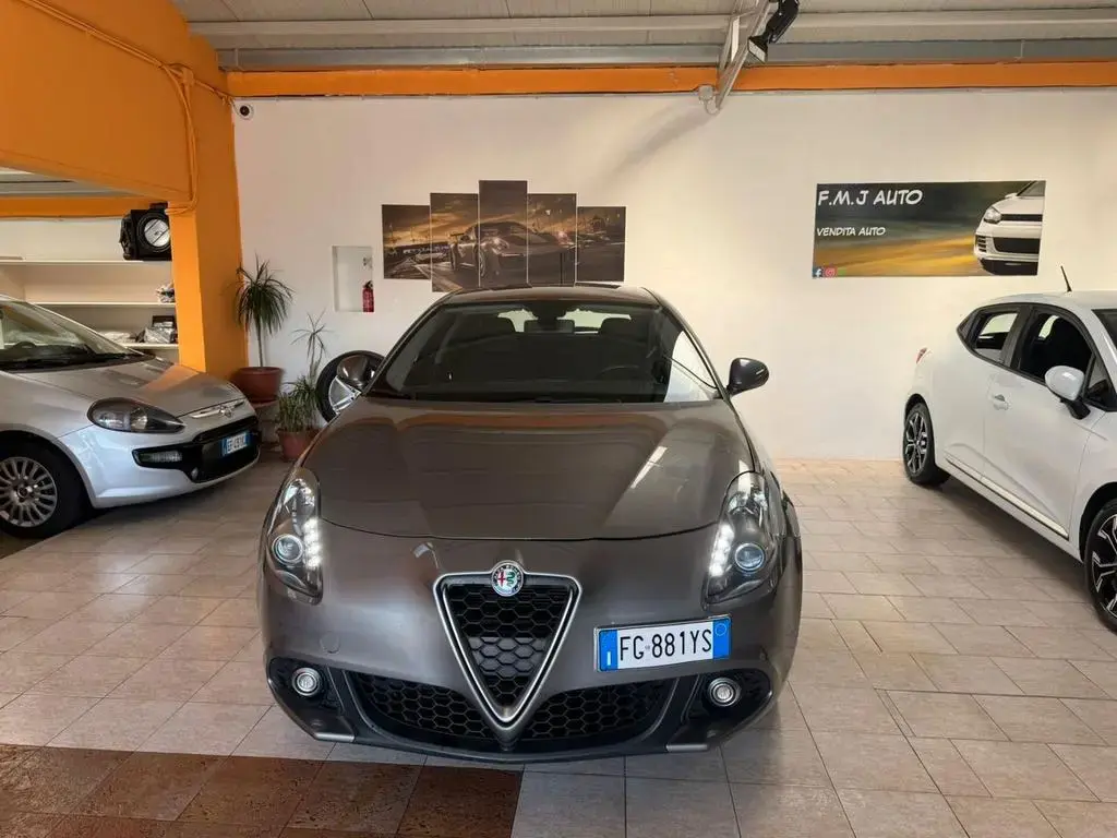 Main__Slider__Photo:Alfa Romeo Giulietta 1.4 Turbo 120 CV Super 12/2016-1