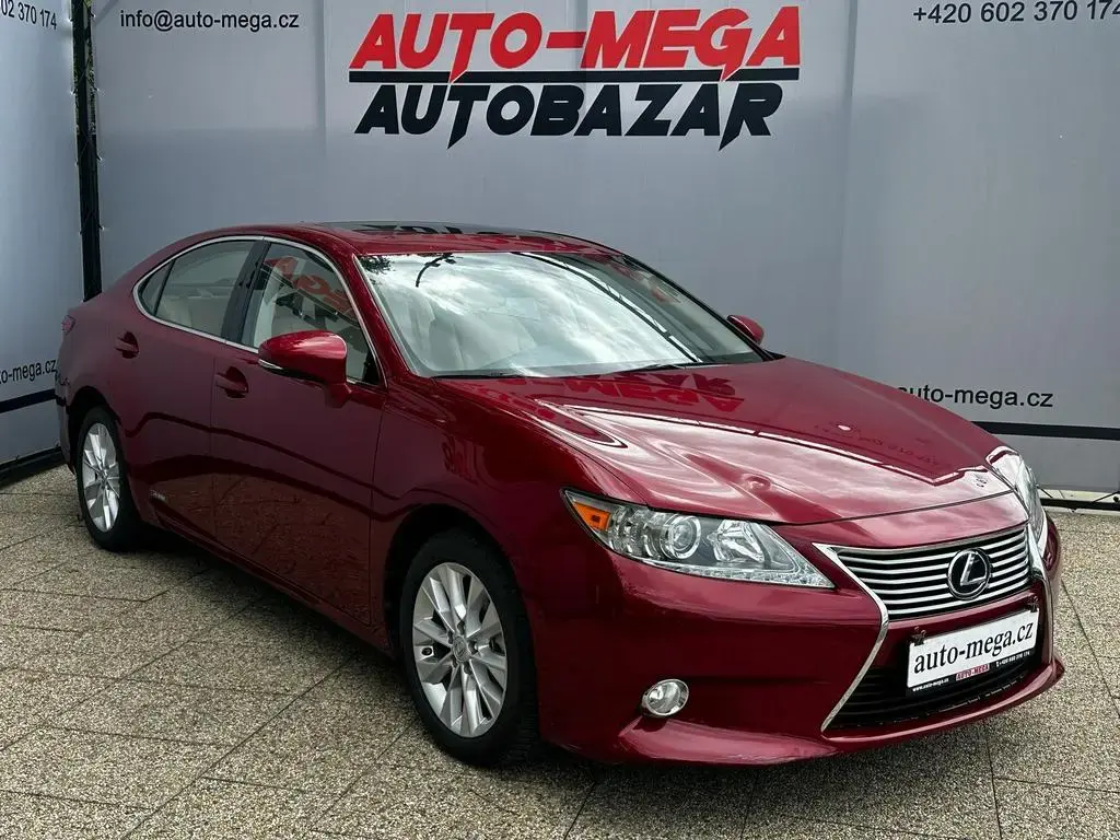 Main__Slider__Photo:Lexus ES 300 -Hybrid 05/2013-1