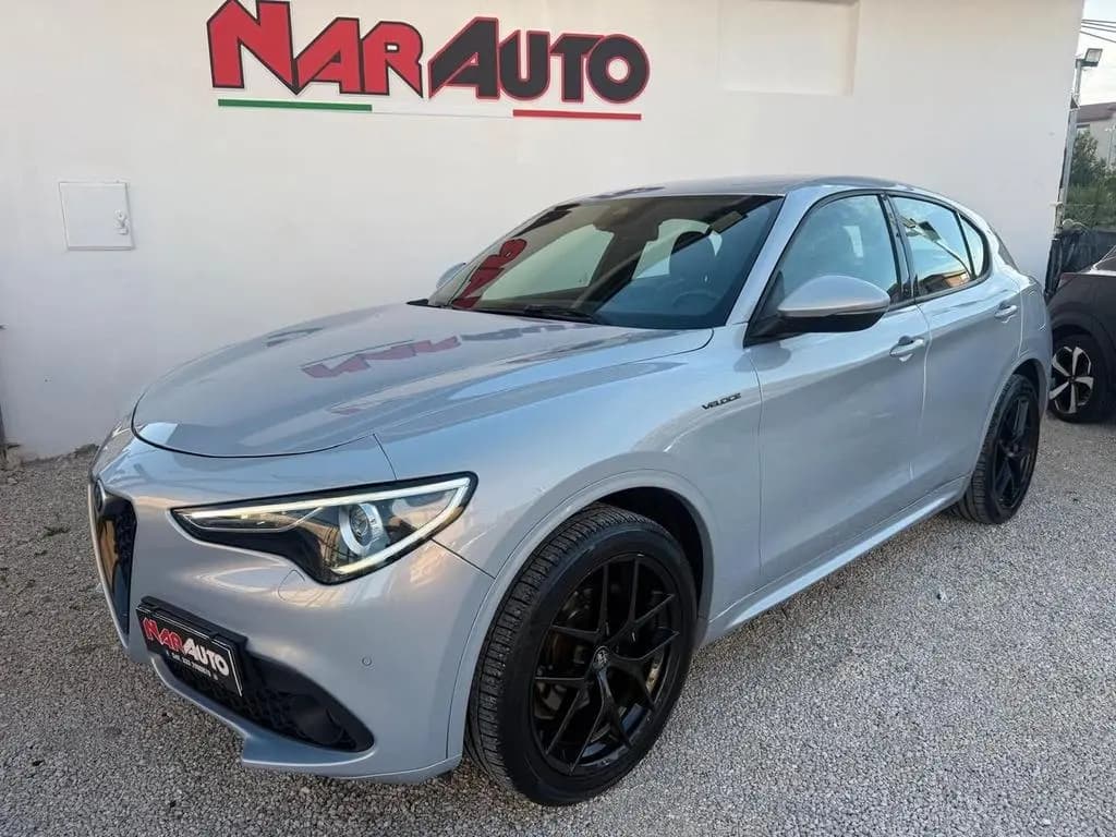 Main__Slider__Photo:Alfa Romeo Stelvio 2.2 Turbodiesel 210 CV AT8 Q4 10/2021-0