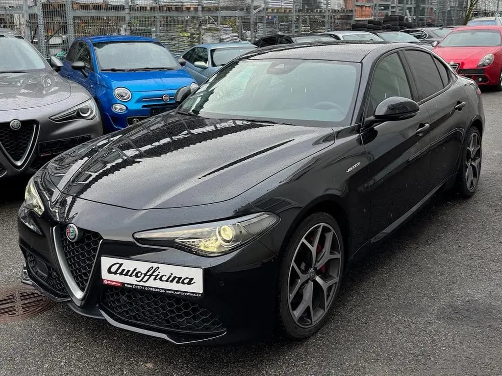 Main__Slider__Photo:Alfa Romeo Giulia Veloce Q4 05/2018-0