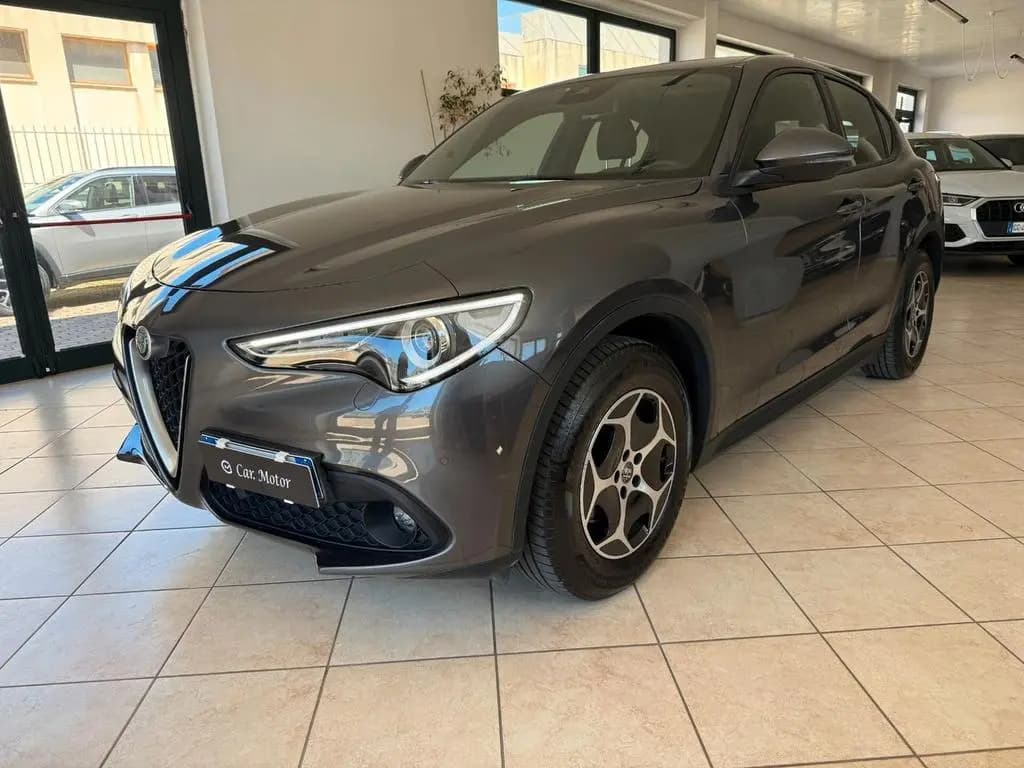 Main__Slider__Photo:Alfa Romeo Stelvio 2.2 Turbodiesel 190 CV AT8 Q4 Business 12/2022-0