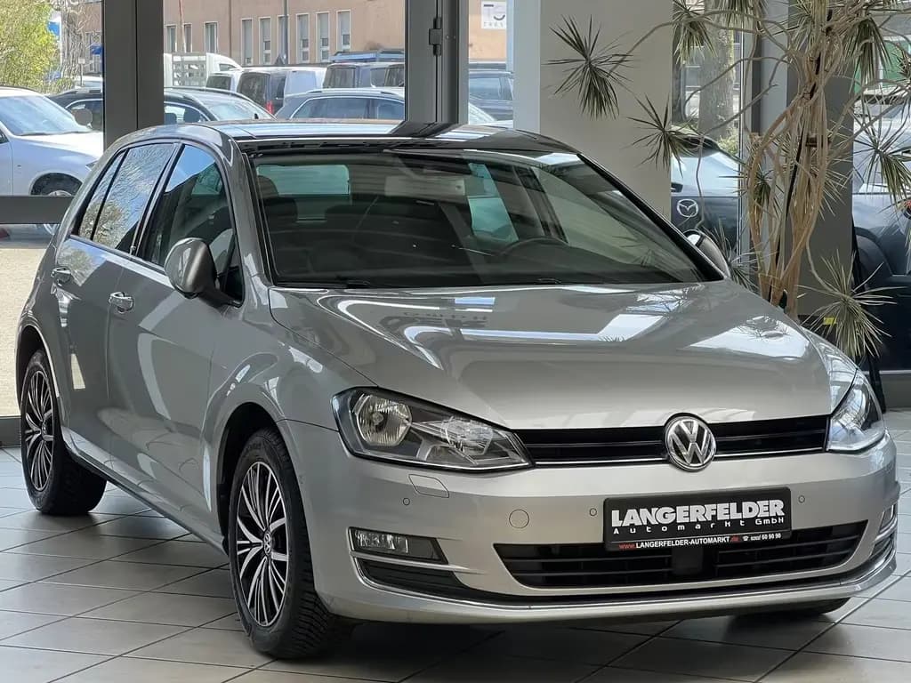 Main__Slider__Photo:Volkswagen Golf VII Allstar*PANO*S+LHZ*KAMERA*TW*ALWETTER* 06/2016-0