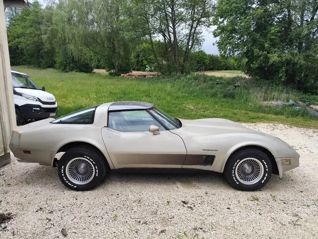 Main__Slider__Photo:Corvette C3 Collector Edition 06/1982-0