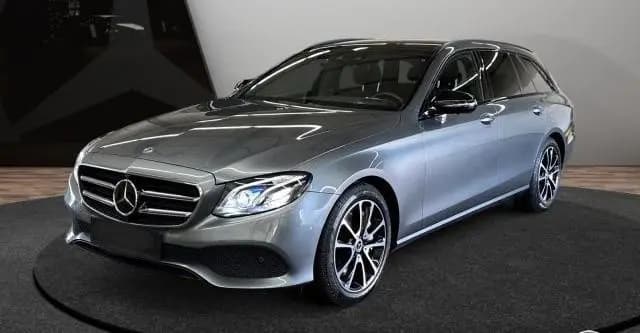 Main__Slider__Photo:Mercedes-Benz E 450 4MATIC T AVANTGARDE STH,AHK,PAN, voll 12/2019-0